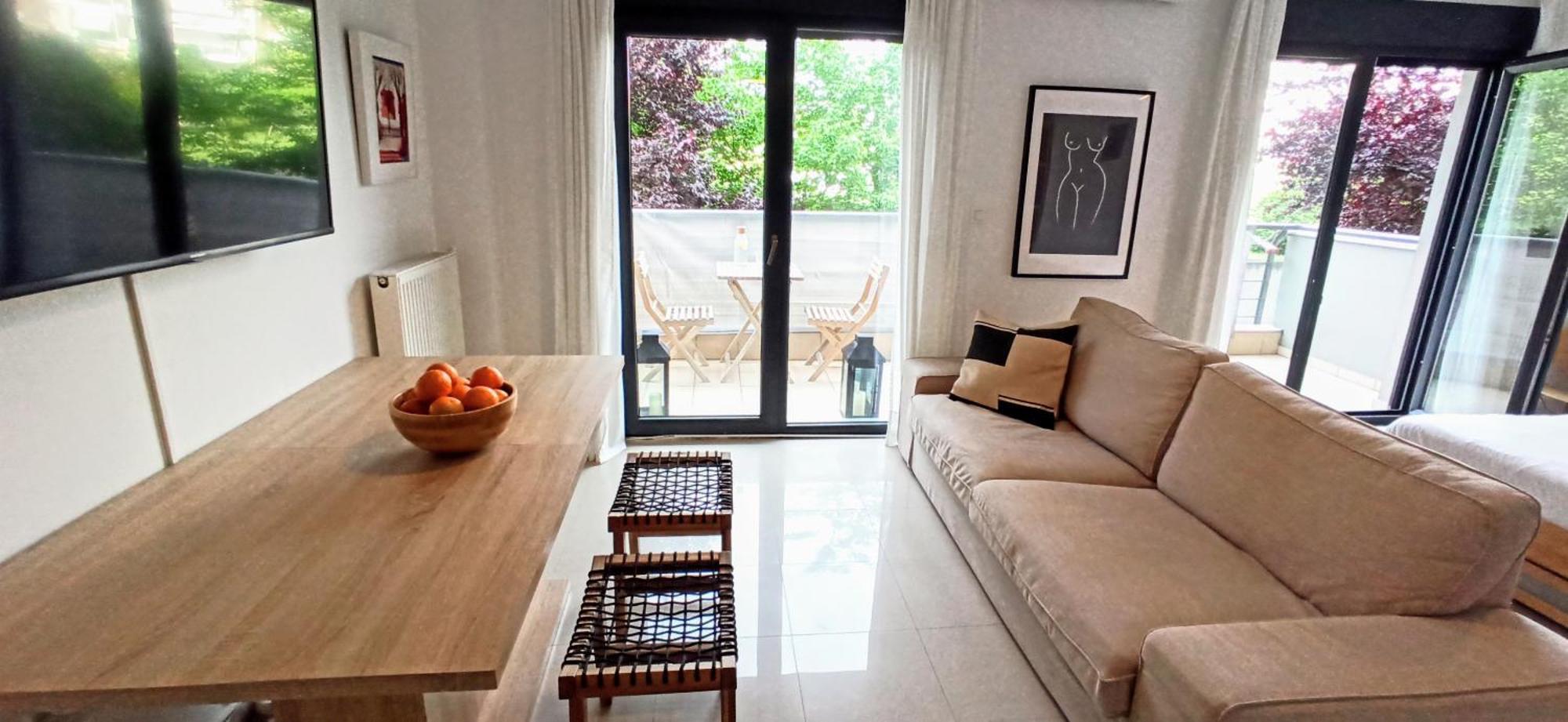 Grand Getaway 300mts From The Apartment *